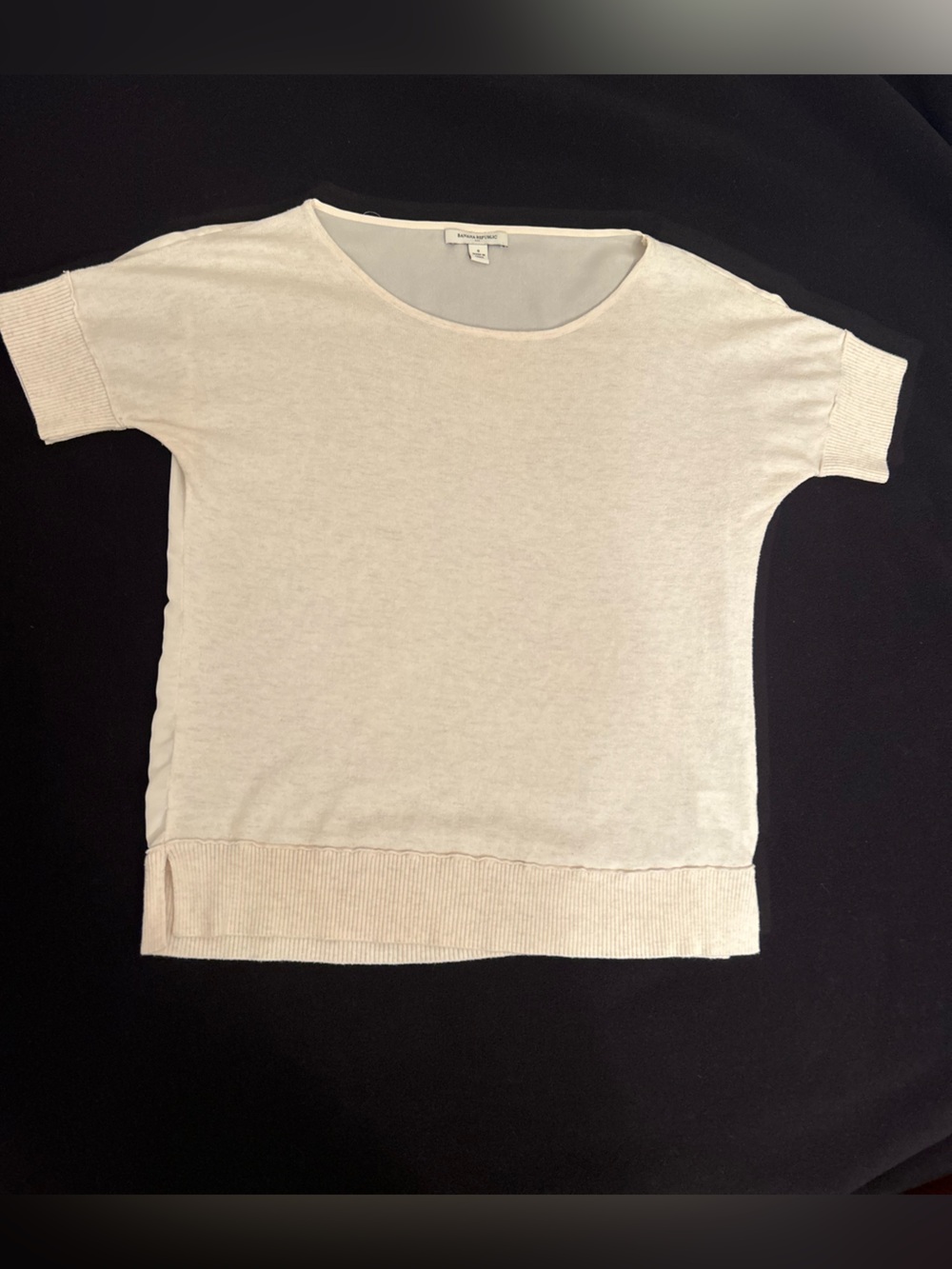 Banana Republic Cream Short Sleeve Knit Top